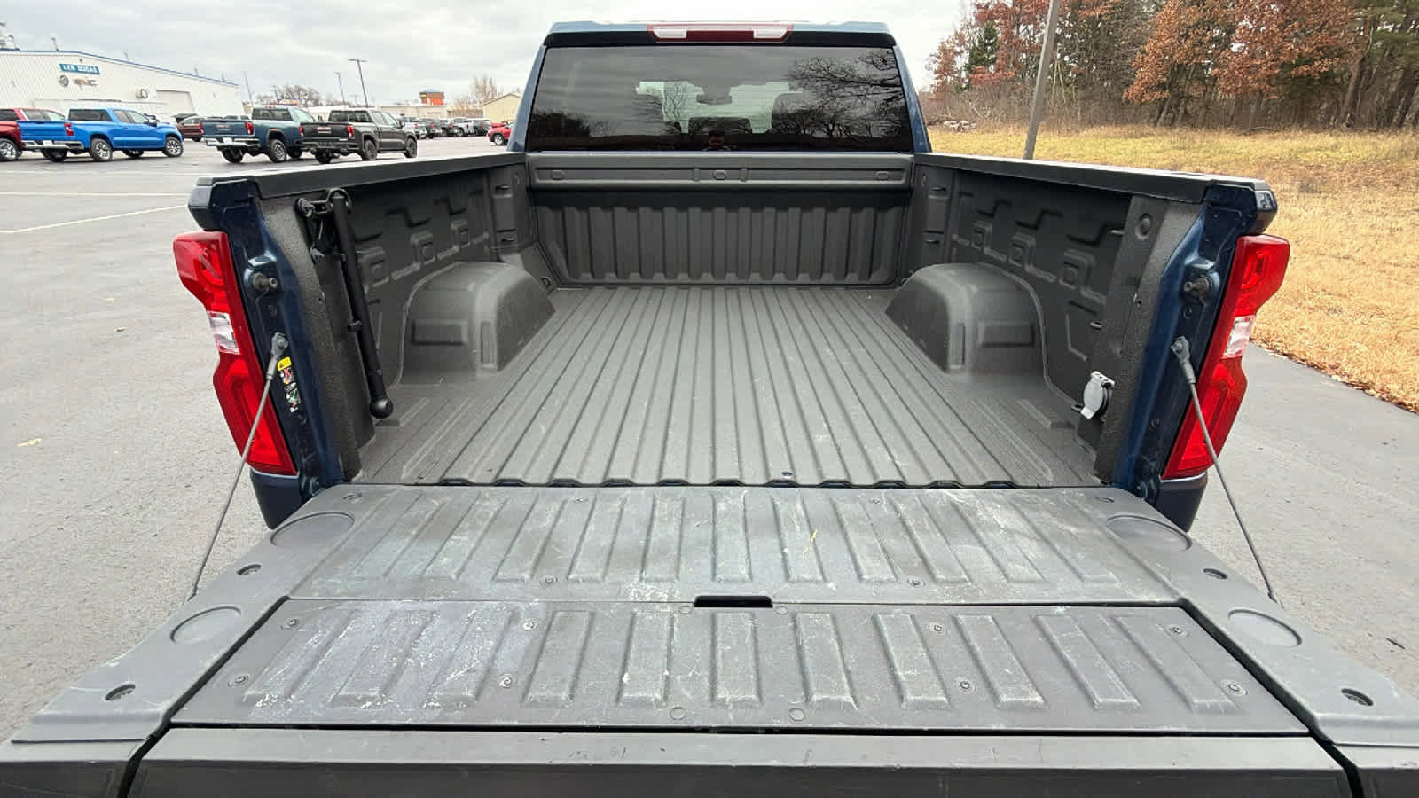 Certified 2022 Chevrolet Silverado 1500 RST image 23