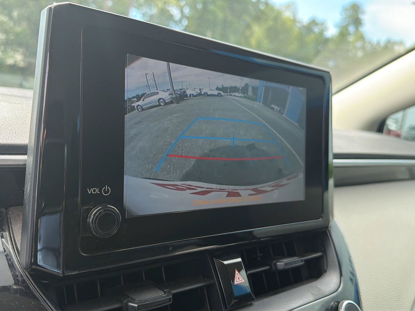 Used 2024 Toyota Corolla LE FWD image 24