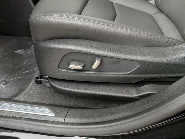New 2026 Cadillac XT5 Luxury w/ LPO, Floor Liner Package AWD/4WD image 14