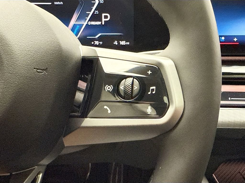 Certified 2026 BMW i5 eDrive40 w/ M Sport Package image 12