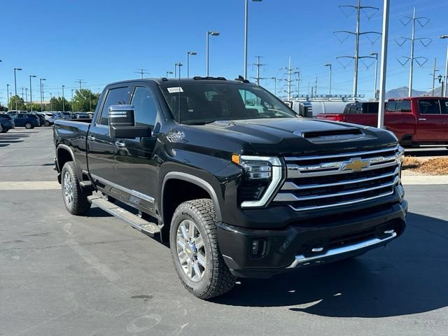 New 2026 Chevrolet Silverado 3500 High Country w/ High Country Premium Package AWD/4WD image 10