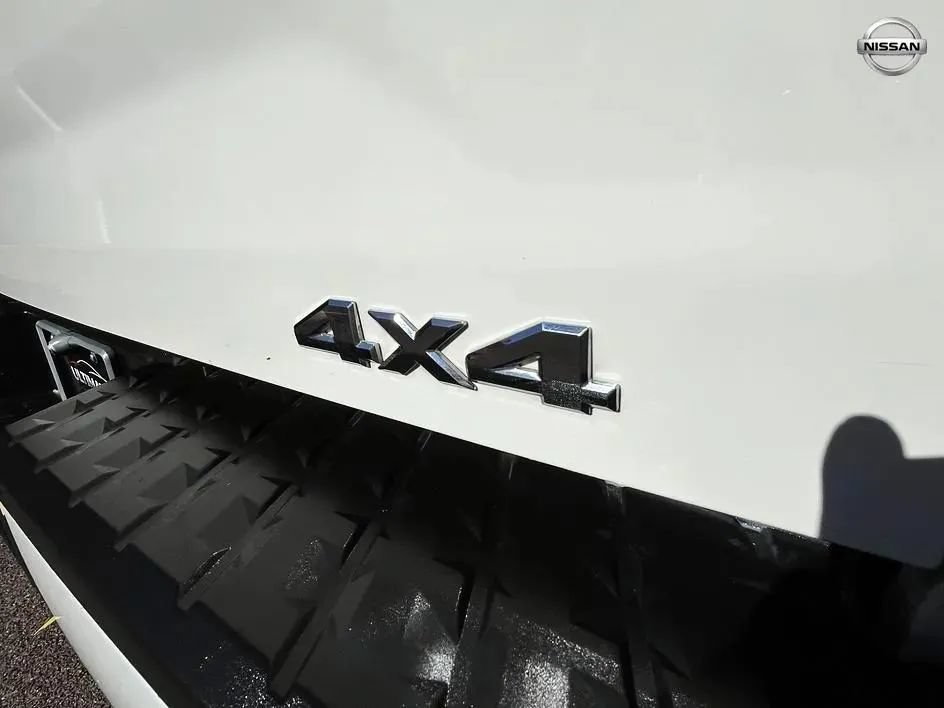 Used 2017 Nissan Titan S AWD/4WD image 24