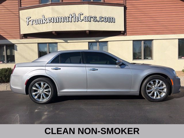 Used 2016 Chrysler 300 C AWD/4WD image 8