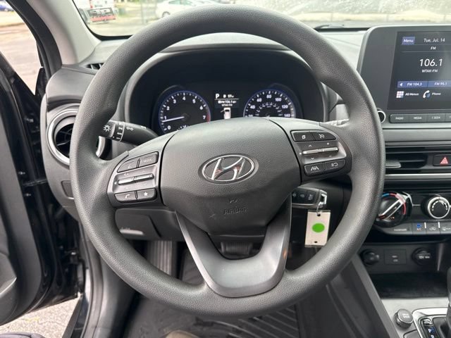 Used 2022 Hyundai Kona SE w/ Cargo Package FWD image 28