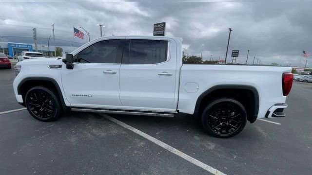 Used 2023 GMC Sierra 1500 Denali w/ Technology Package AWD/4WD image 7