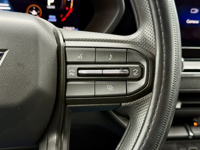 Used 2024 Chevrolet Colorado Trail Boss w/ Technology Package image 18