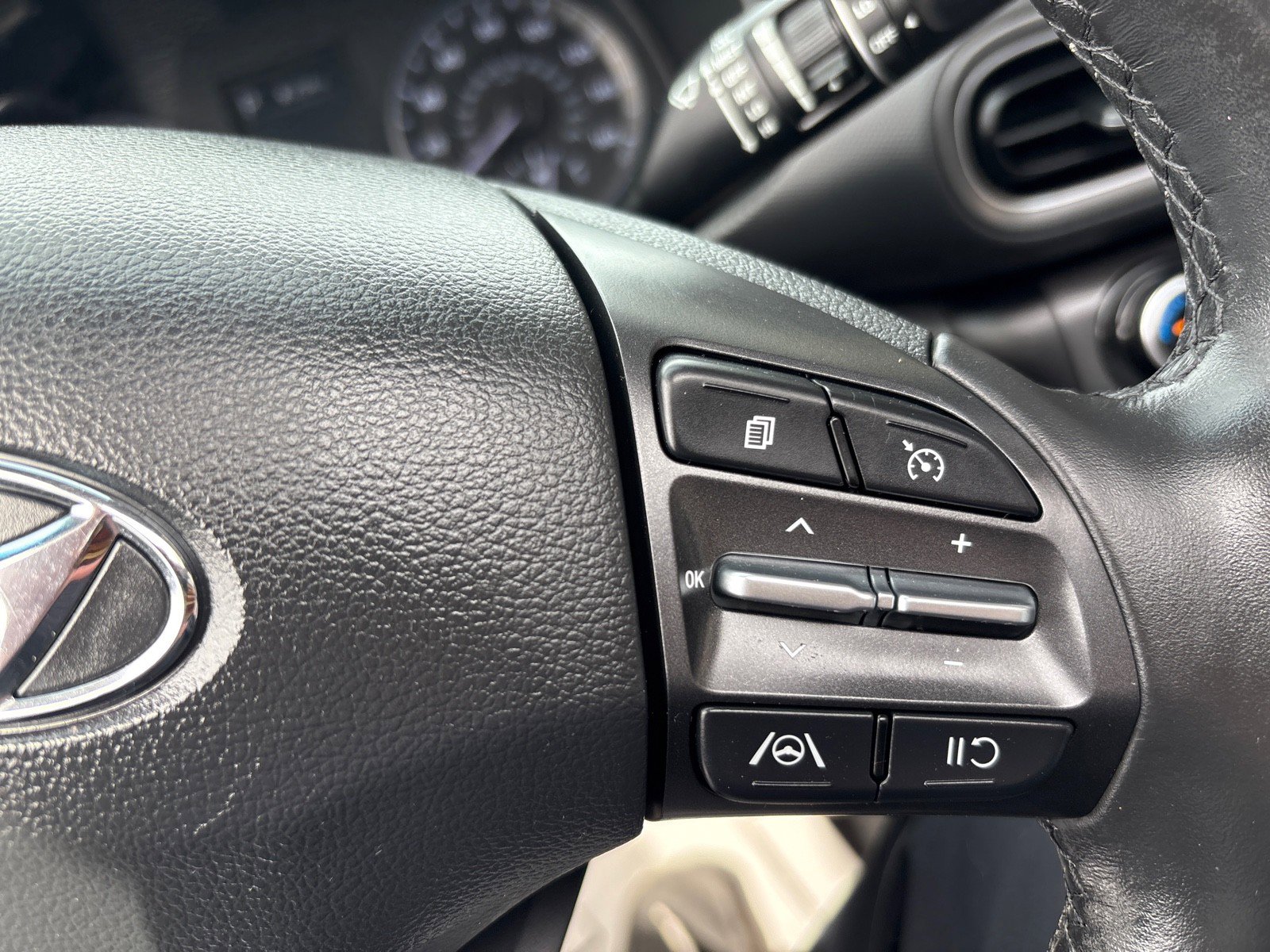 Used 2022 Hyundai Kona SEL w/ Convenience Package image 15