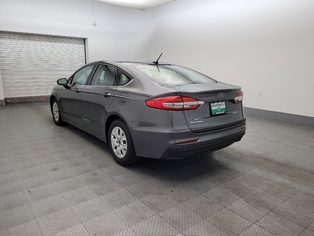 Used 2019 Ford Fusion S FWD image 5