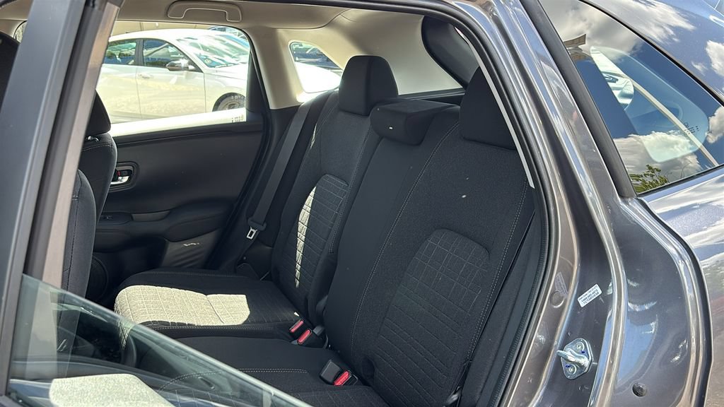 Certified 2025 Honda HR-V LX image 26