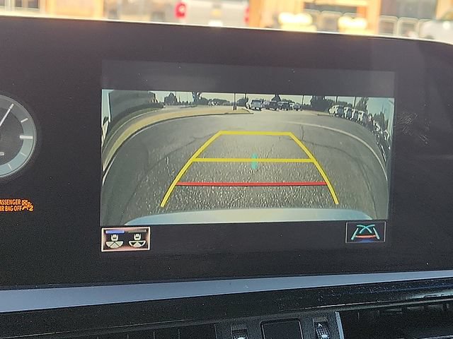 Used 2022 Lexus ES 350 w/ Accessory Package FWD image 18