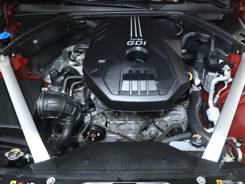 Used 2021 Genesis G70 2.0T AWD/4WD image 37