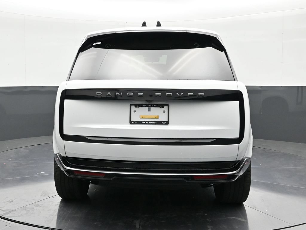 Used 2025 Land Rover Range Rover Long Wheelbase SE AWD/4WD image 4