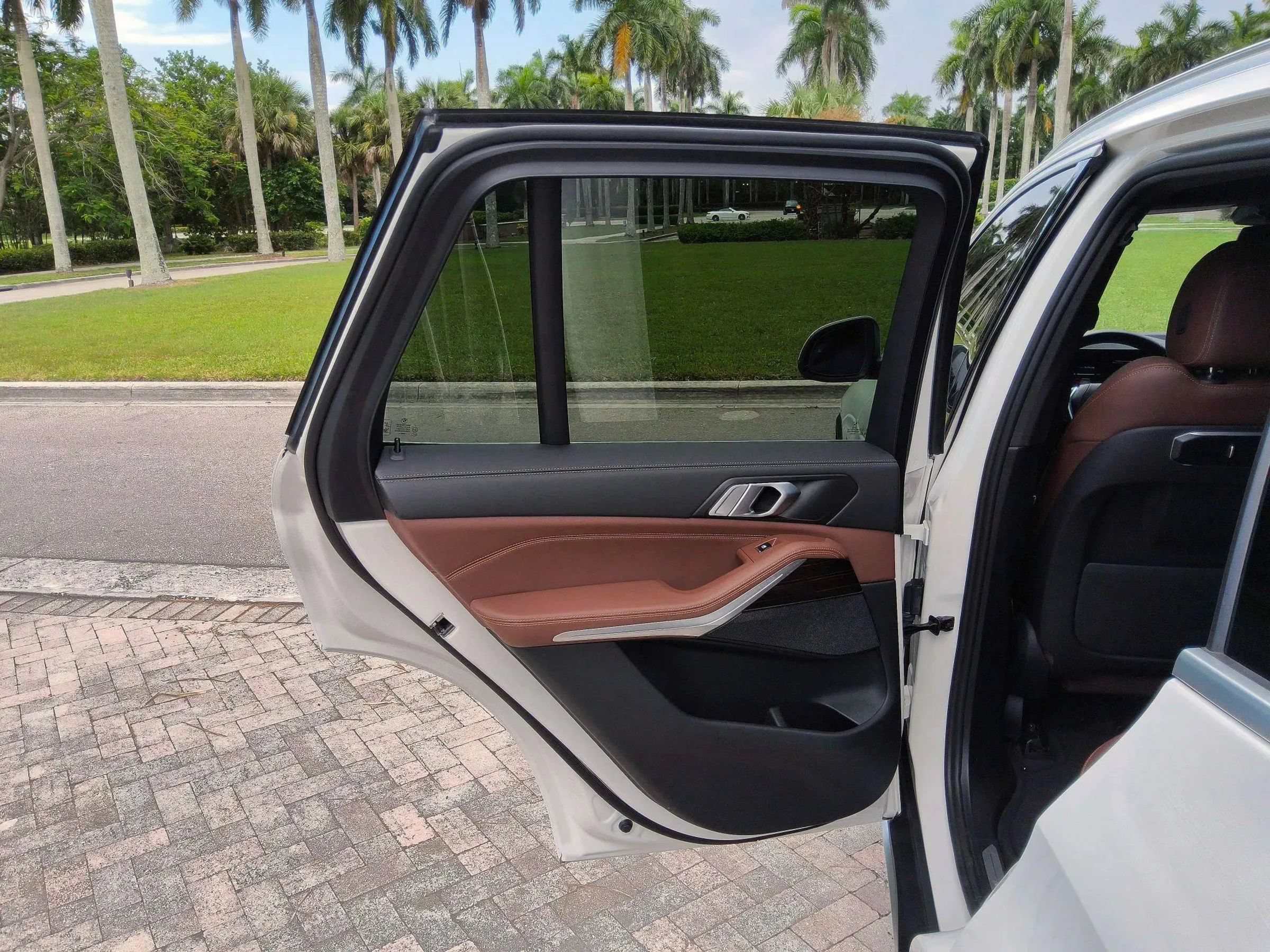 Used 2025 BMW X5 sDrive40i w/ Parking Assistance Package RWD image 35