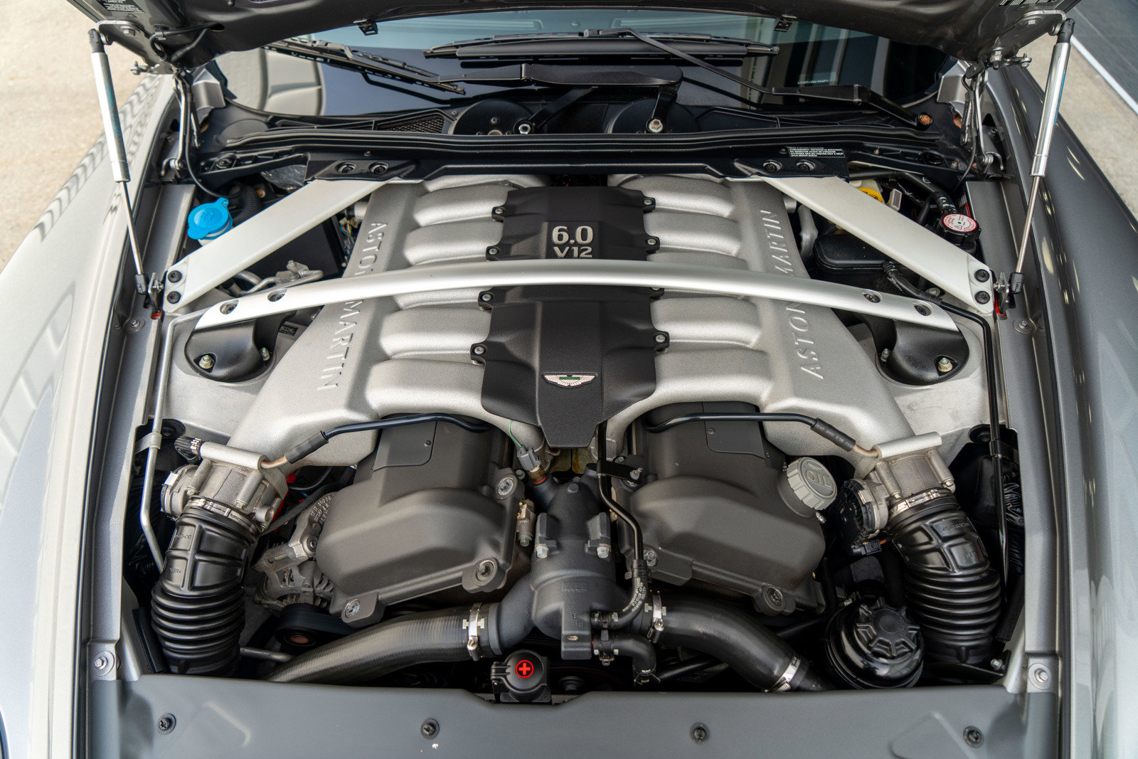 Used 2006 Aston Martin DB9 Coupe RWD image 36
