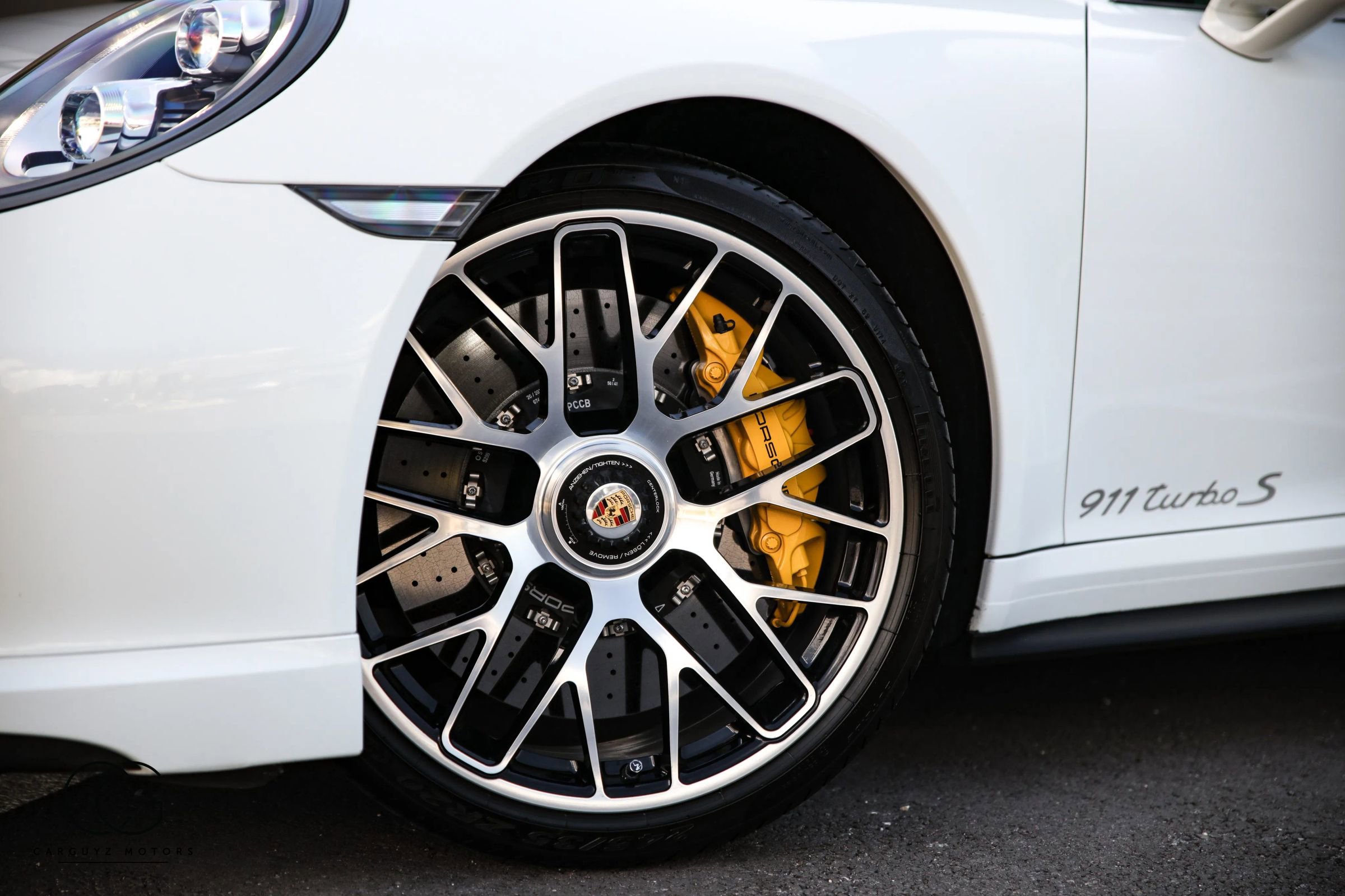 Used 2014 Porsche 911 Turbo S AWD/4WD image 6