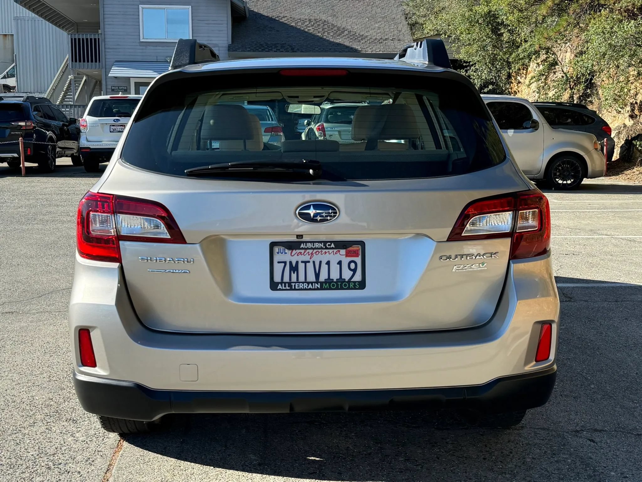 Used 2015 Subaru Outback 2.5i AWD/4WD image 5