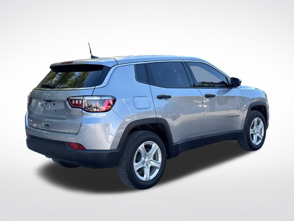 Used 2023 Jeep Compass Sport AWD/4WD image 6