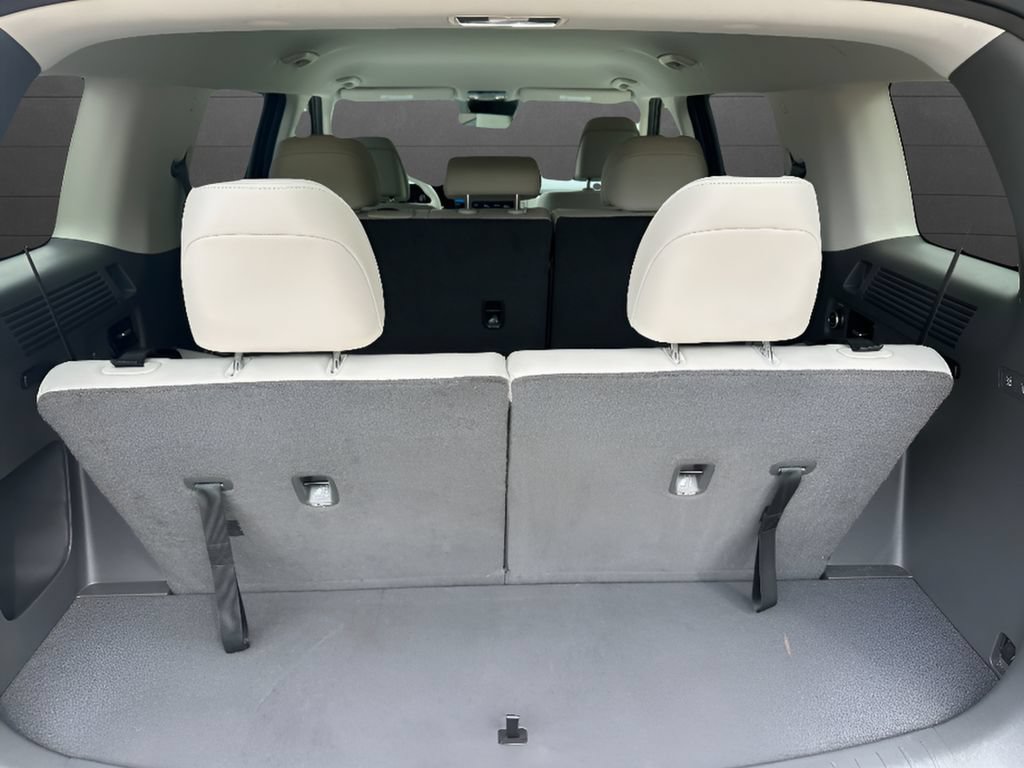 Used 2026 Hyundai Santa Fe SEL FWD image 10