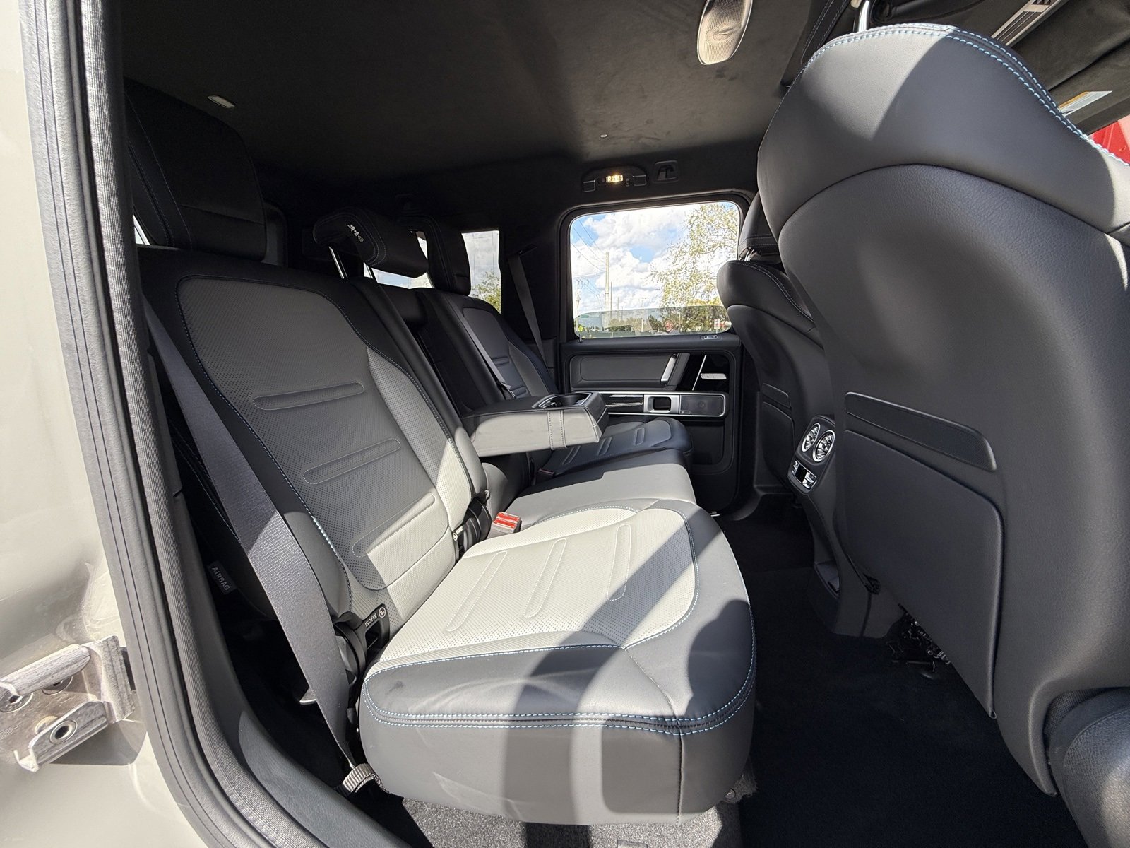 Used 2025 Mercedes-Benz G 580 w/ EQ Technology image 15