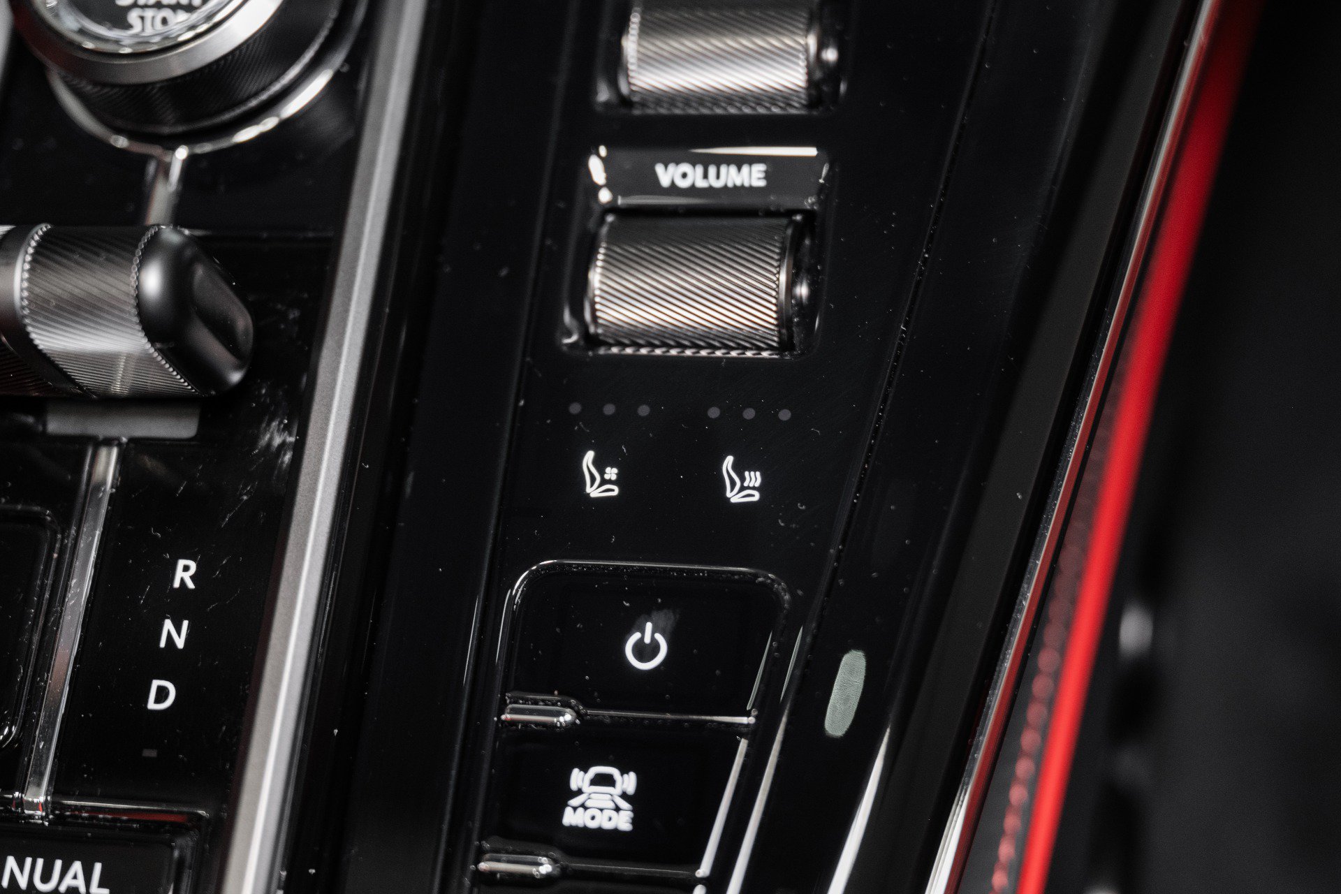 New 2026 Aston Martin V8 Vantage S RWD image 36