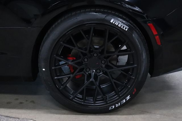 Used 2017 Chevrolet Camaro LT RWD image 29