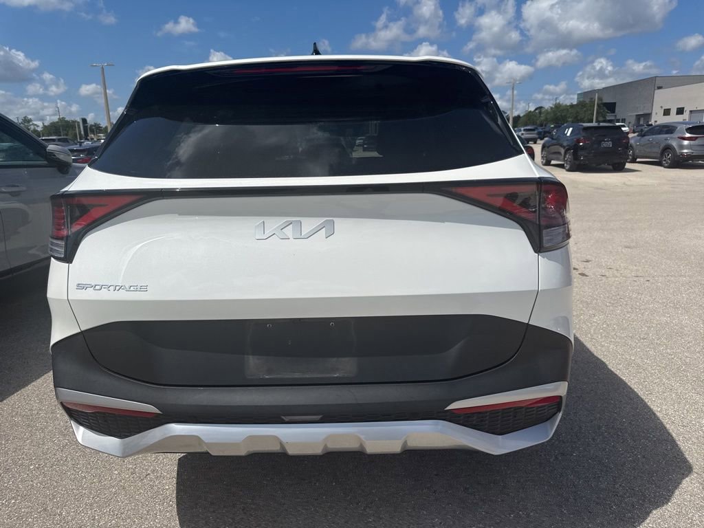 Certified 2023 Kia Sportage LX FWD image 6