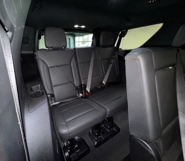 Used 2025 Chevrolet Tahoe LT AWD/4WD image 12