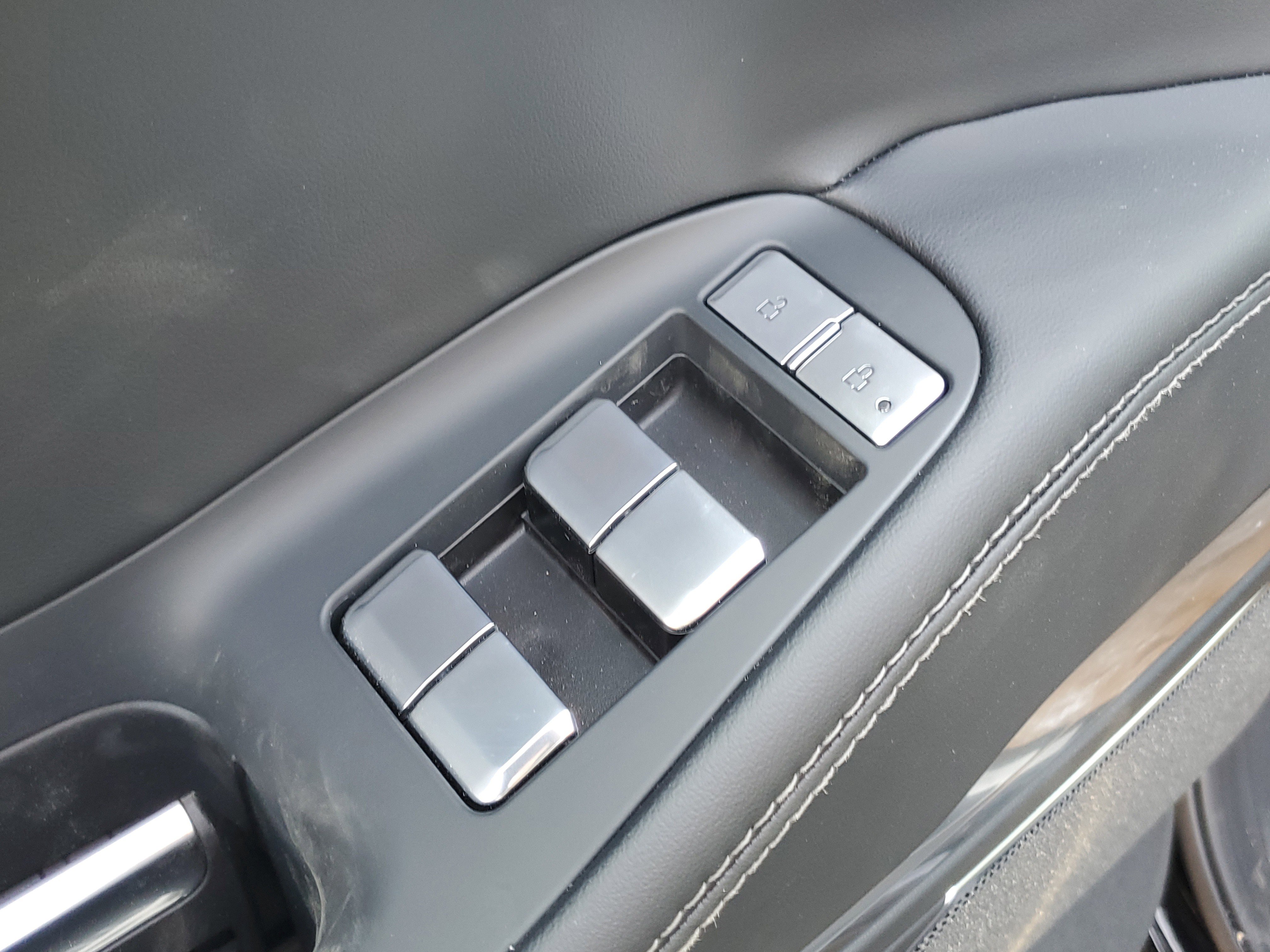 New 2026 Lincoln Navigator Reserve w/ Jet Appearance Package image 10