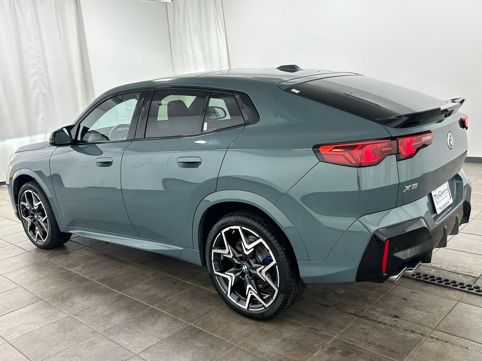 Used 2025 BMW X2 M35i image 3