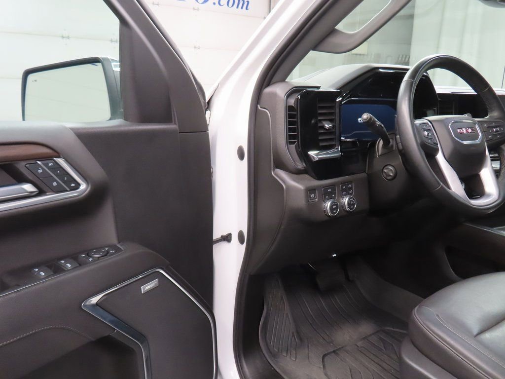 Used 2023 GMC Sierra 1500 SLT w/ SLT Premium Plus Package AWD/4WD image 57