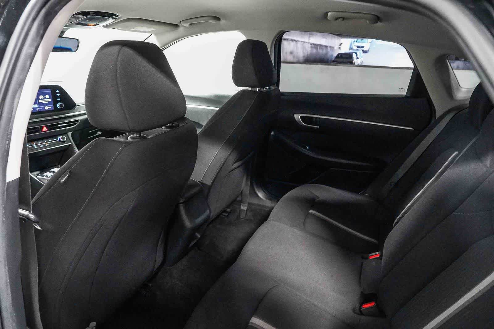 Used 2023 Hyundai Sonata SE FWD image 18