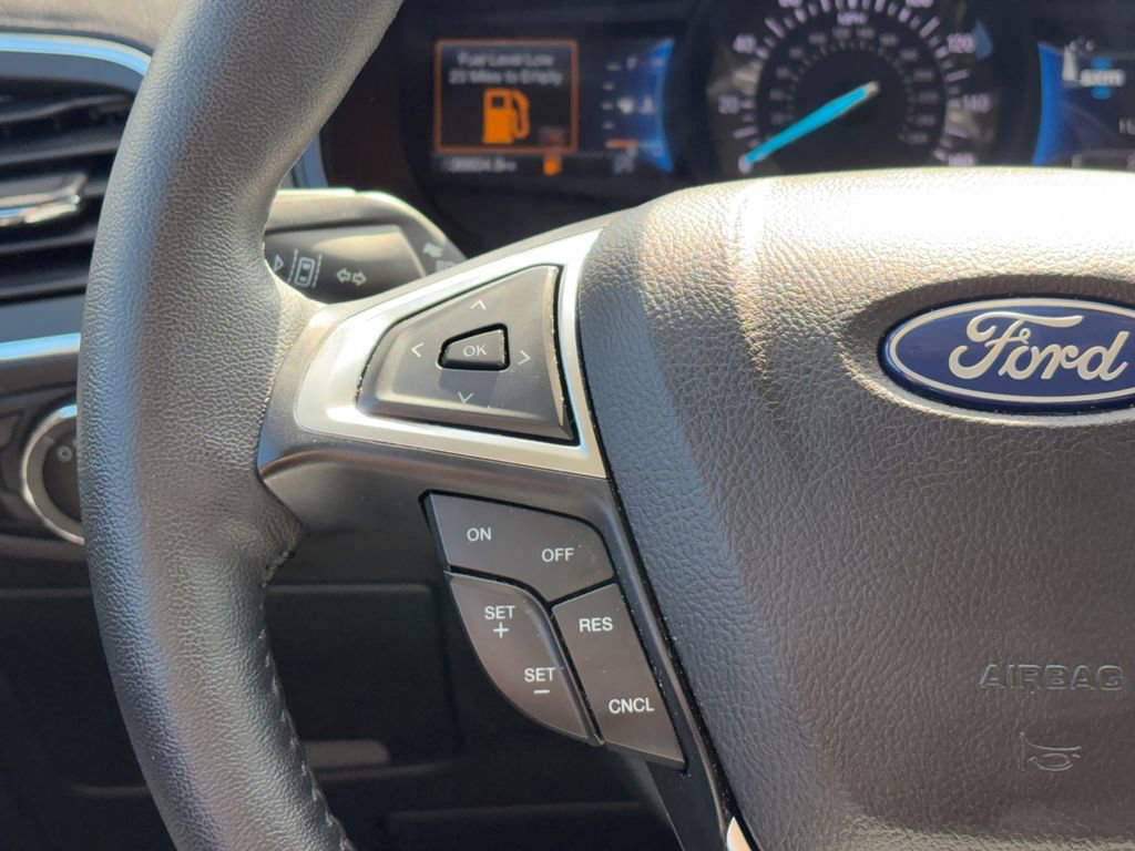 Used 2023 Ford Edge Titanium AWD/4WD image 12