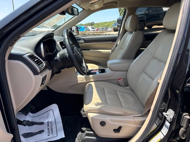 Used 2016 Jeep Grand Cherokee Limited RWD image 2