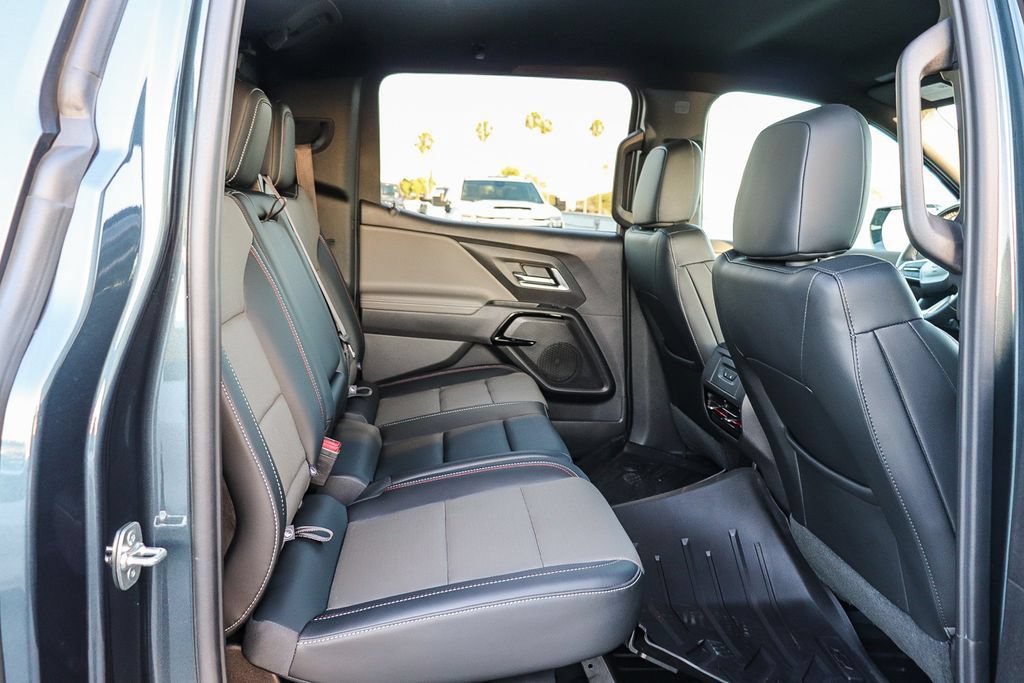 Used 2026 Chevrolet Silverado EV Trail Boss AWD/4WD image 18