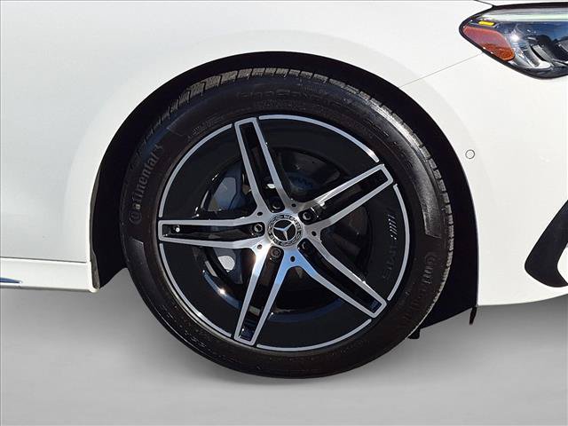 Used 2025 Mercedes-Benz E 350 4MATIC Sedan image 26