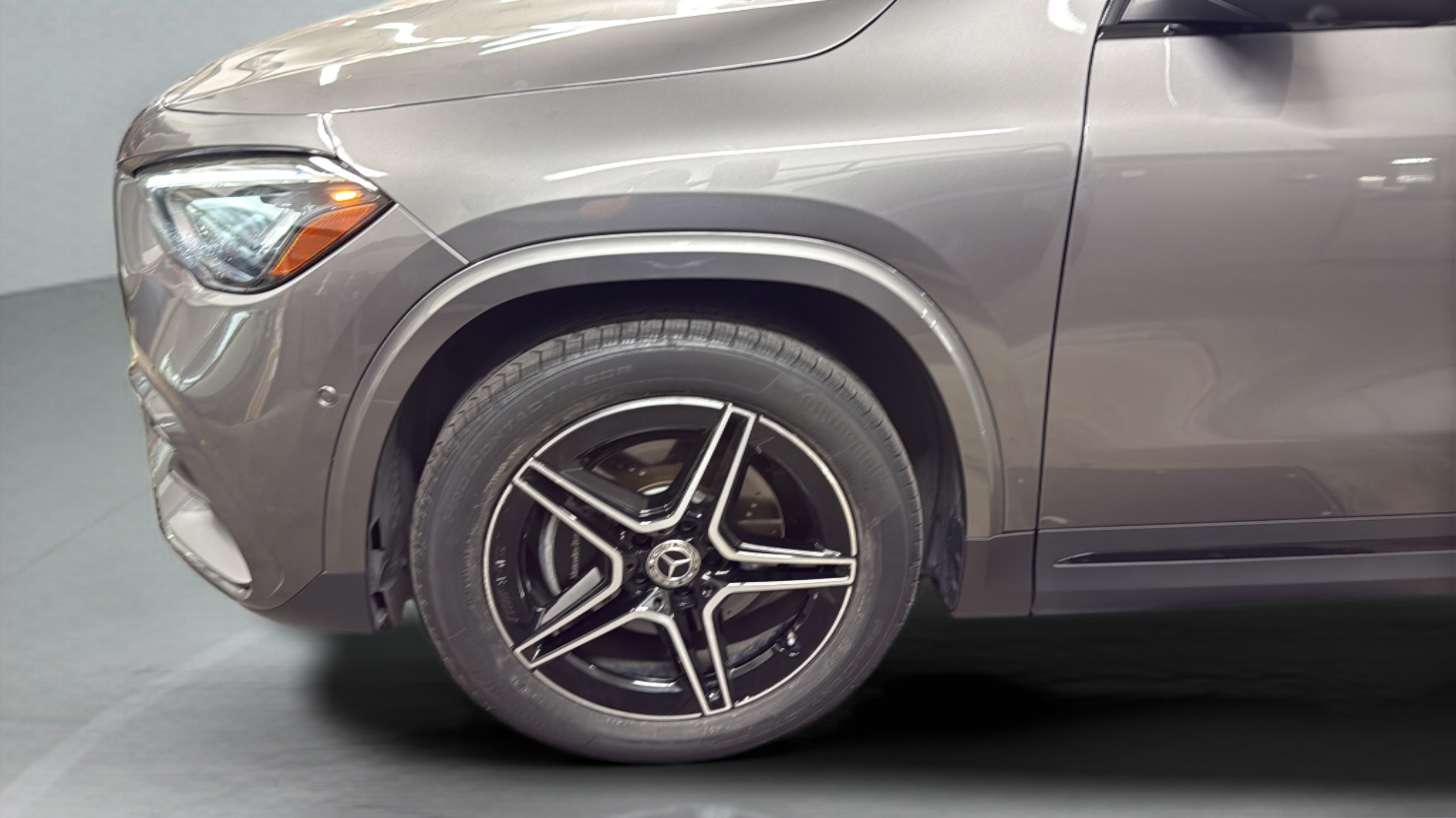 Certified 2025 Mercedes-Benz GLA 250 image 9