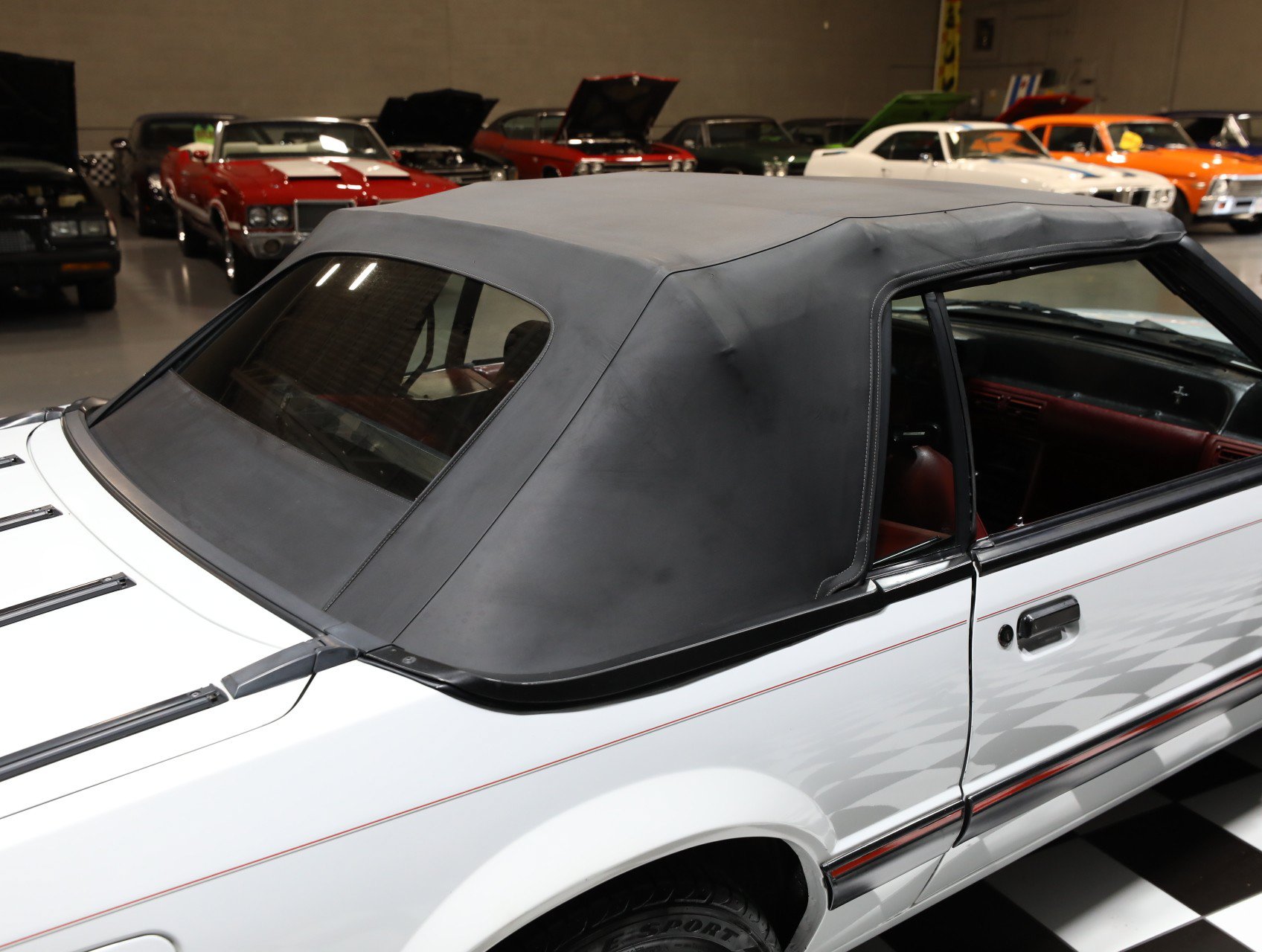 Used 1991 Ford Mustang LX RWD image 10
