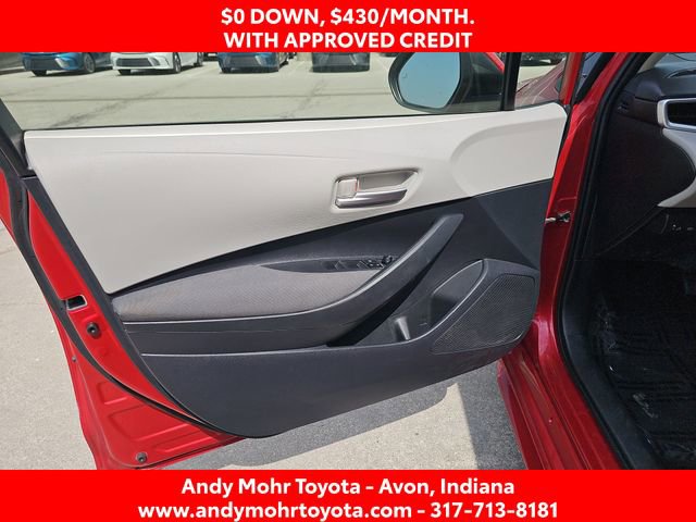 Used 2021 Toyota Corolla LE w/ LE Convenience Package image 11