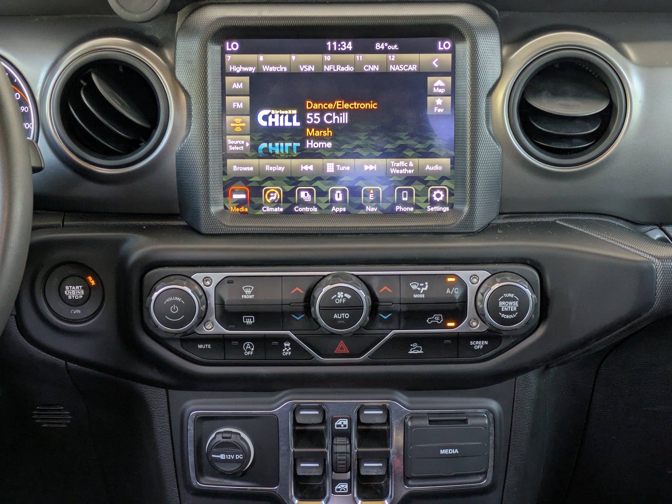 Used 2023 Jeep Gladiator Sport AWD/4WD image 20