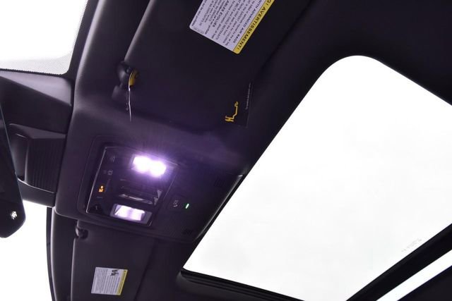 New 2026 Volkswagen Tiguan SE R-Line image 21