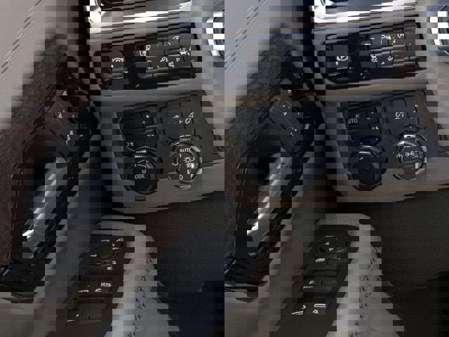 New 2026 GMC Yukon XL Denali image 22