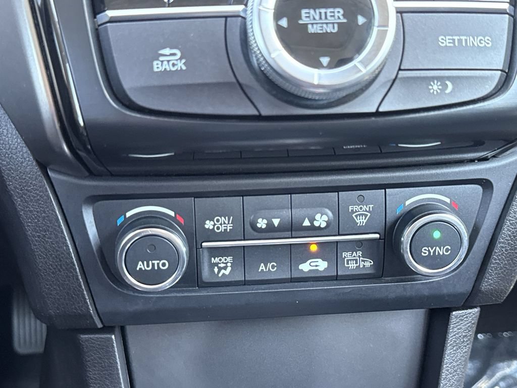 Used 2019 Acura ILX FWD image 17
