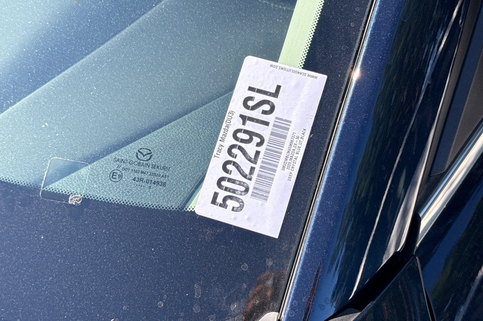 Certified 2025 MAZDA CX-30 AWD 2.5 S w/ Preferred Package image 3