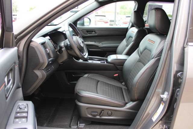 Used 2023 Nissan Pathfinder Rock Creek AWD/4WD image 11