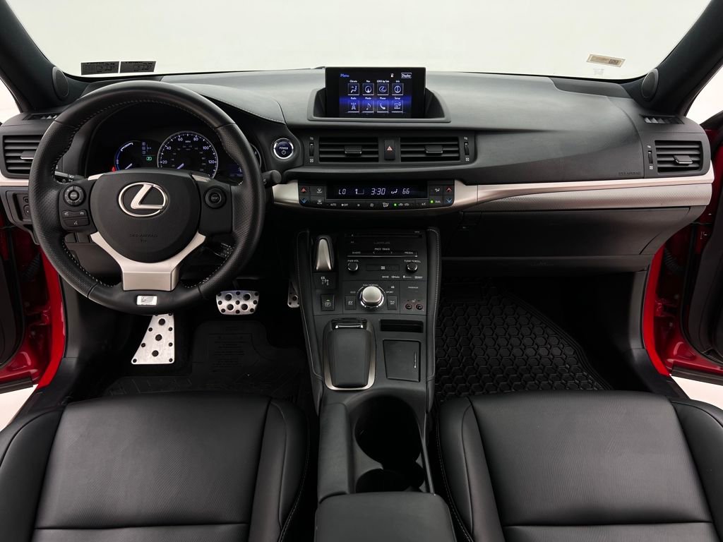 Used 2015 Lexus CT 200h w/ Navigation Package image 22