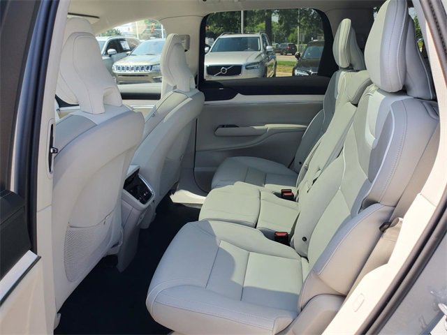 New 2025 Volvo EX90 Plus image 23