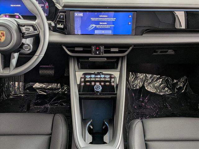 New 2026 Porsche Macan Electric image 20