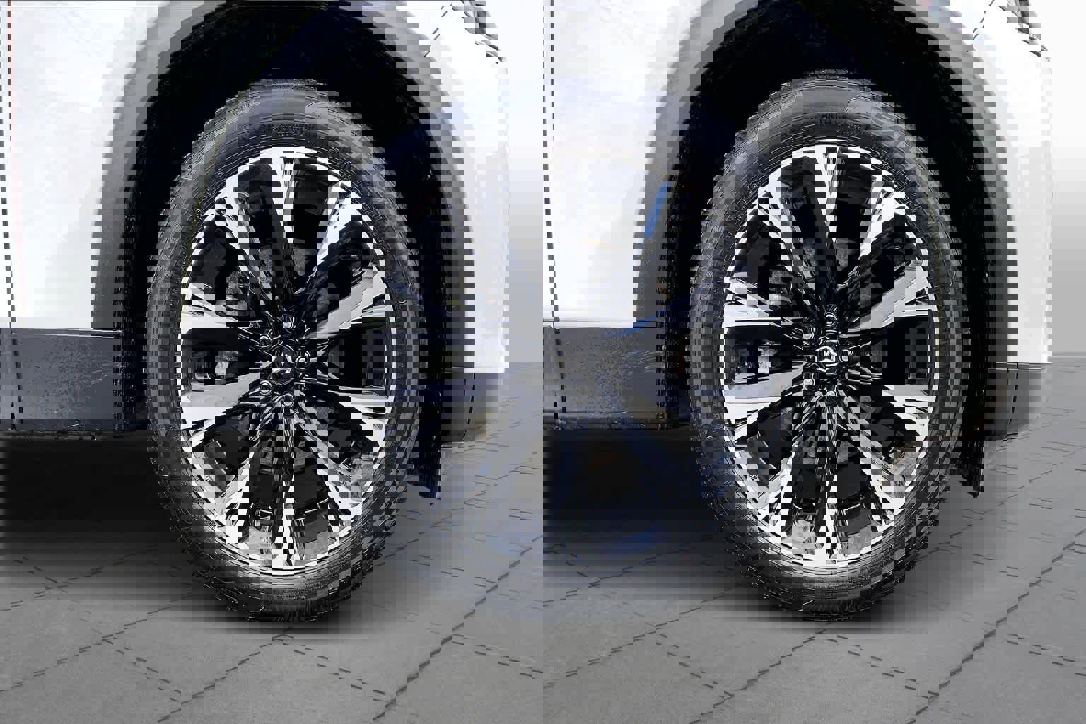 Certified 2024 MAZDA CX-90 Plug-In Hybrid w/ Premium Pkg image 11