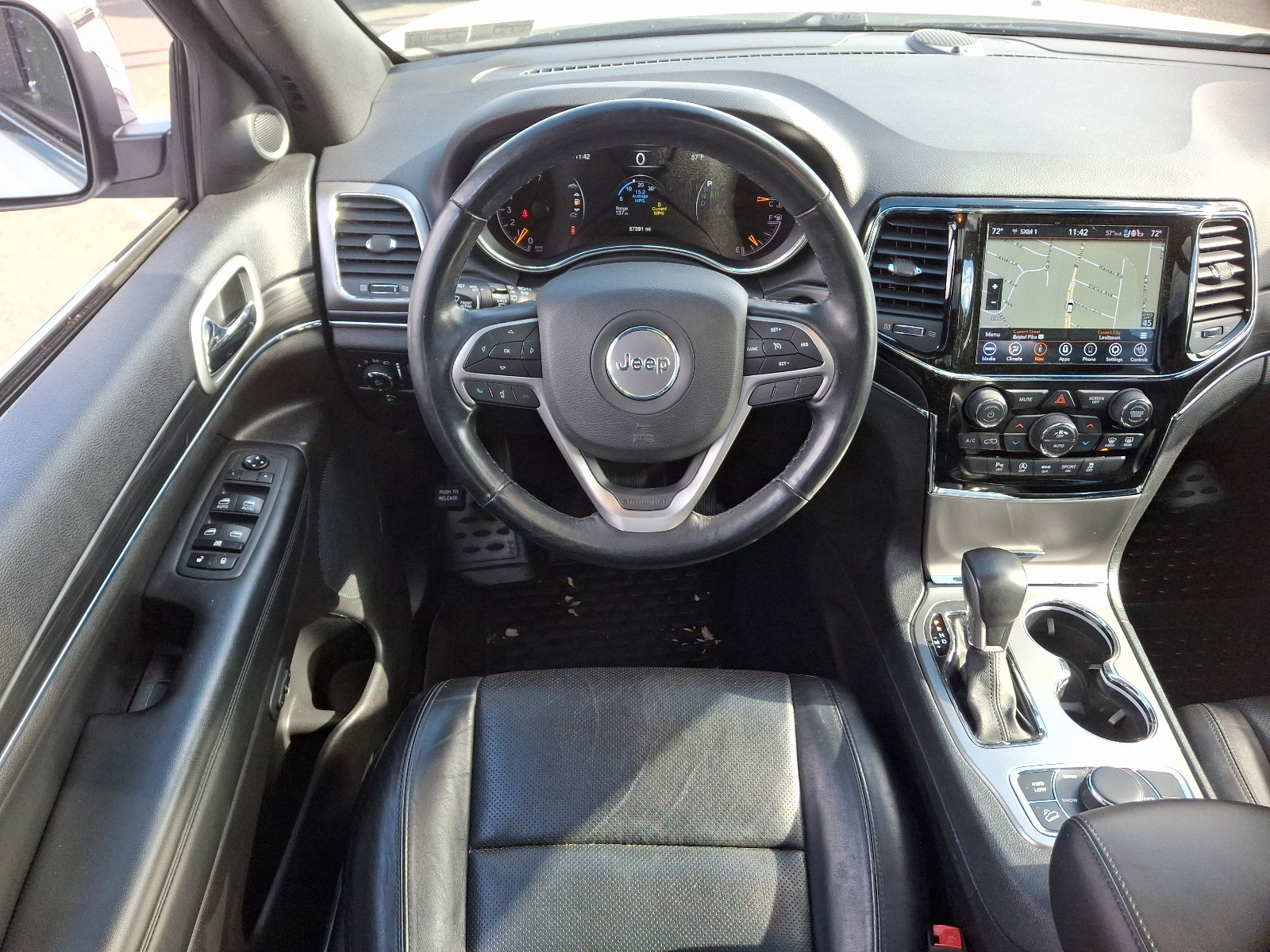 Used 2020 Jeep Grand Cherokee Limited w/ Luxury Group II image 11