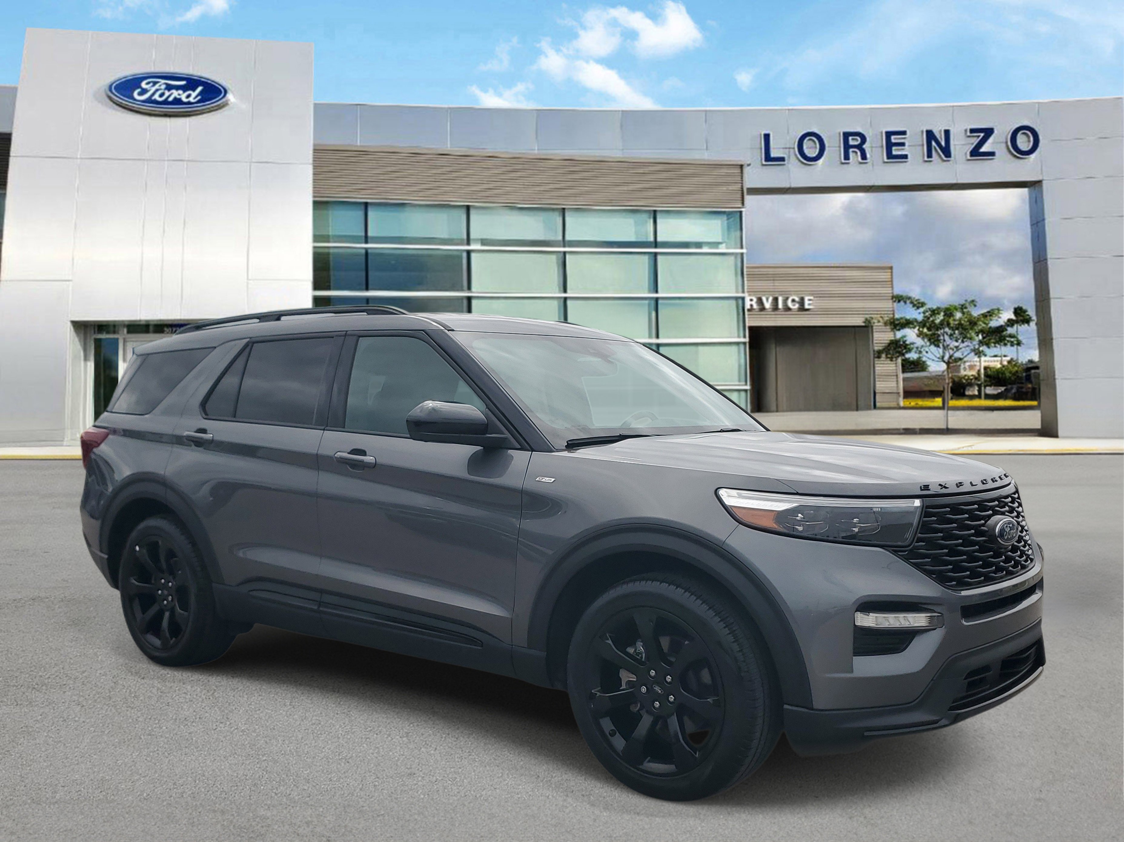 Used 2023 Ford Explorer ST-Line w/ Class IV Trailer Tow Package image 3